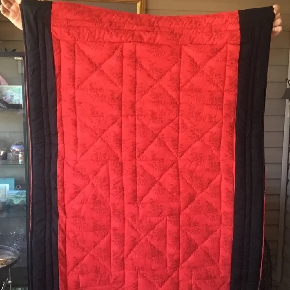 NWT Hand Crafted Red/Black/Grey/White Quilt
